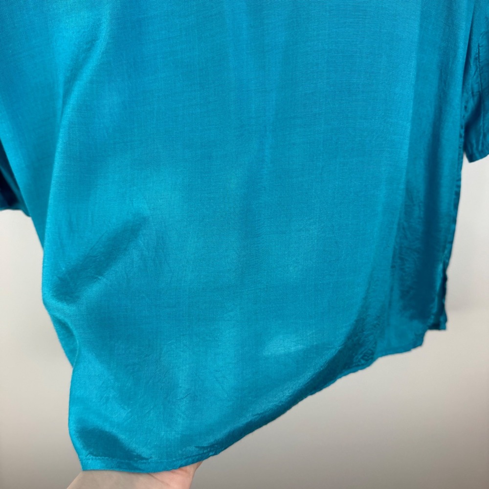 Chicos Embellished Tunic Top Size 3 XL Blue Viscose Beaded Neck Resort Tropical - Picture 4 of 11